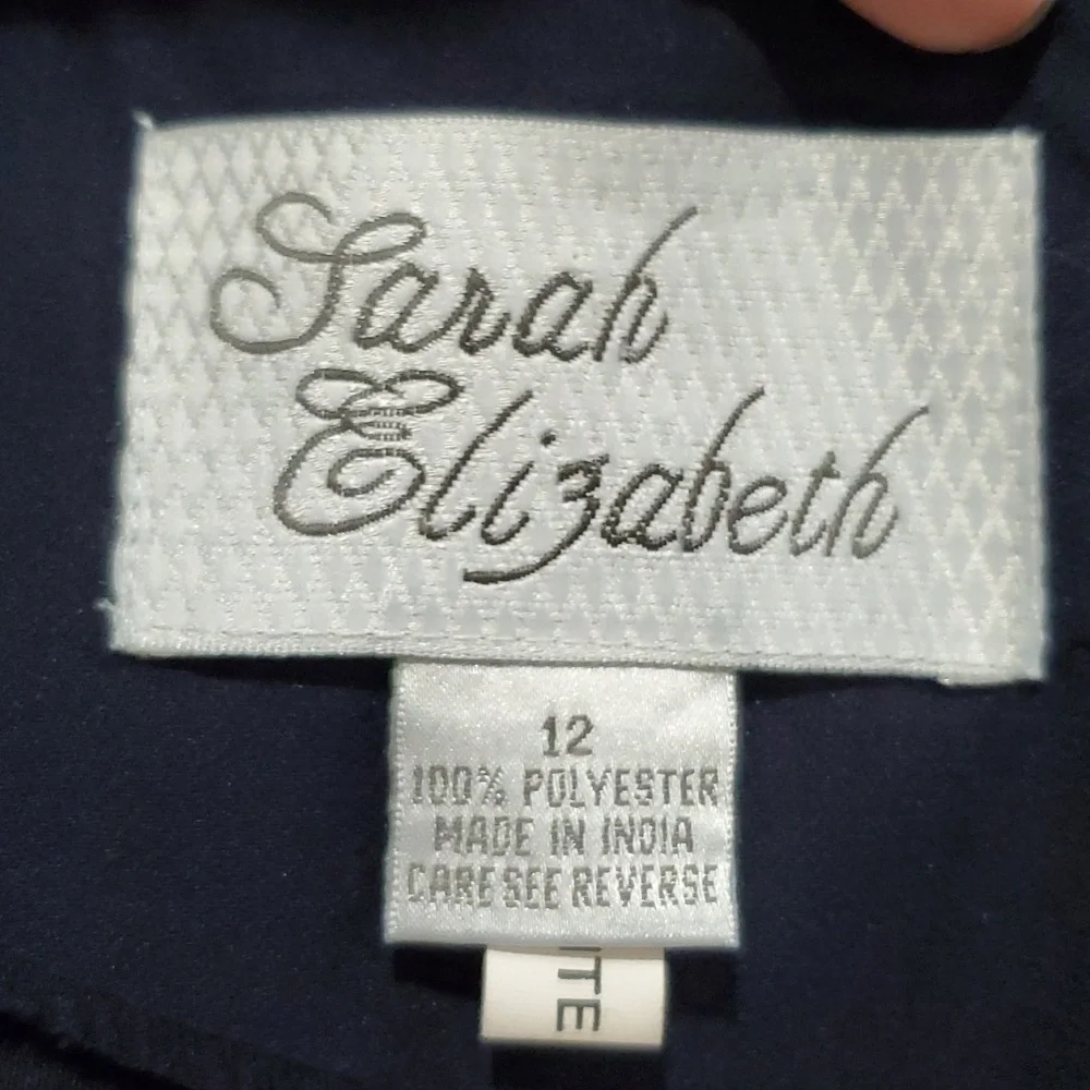 Vintage Sarah Elizabeth embroidered short sleeve navy dress